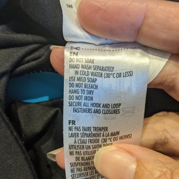 Louis Garneau Women’s Bike Walking Padded Pockets Reflective Black Short… - Picture 12 of 13